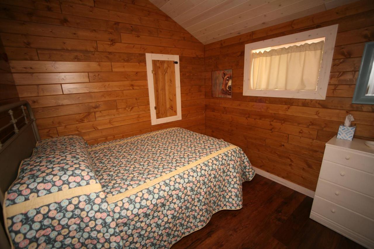 Deerwood Resort - Whippoorwill Cabin Land O'Lakes Buitenkant foto